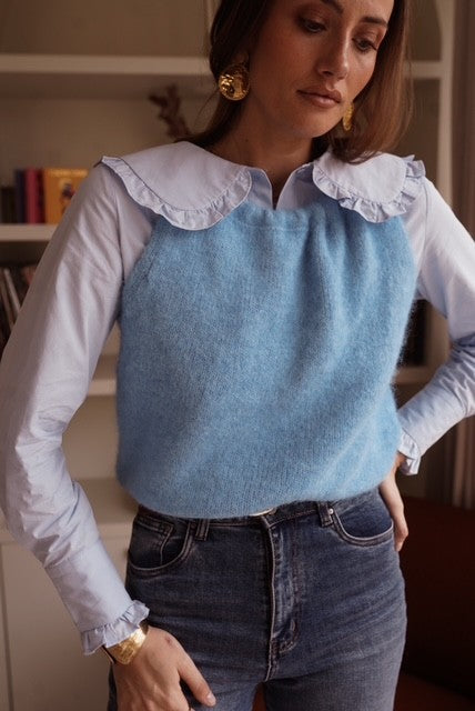 Pull Azurine – bleu ciel (sans manches)