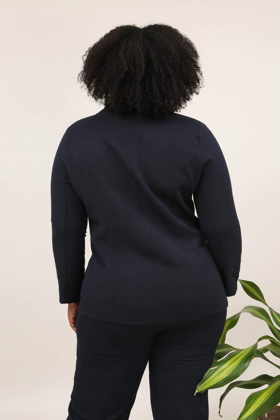 🌿 Blazer Léonie – Bleu marine intemporel