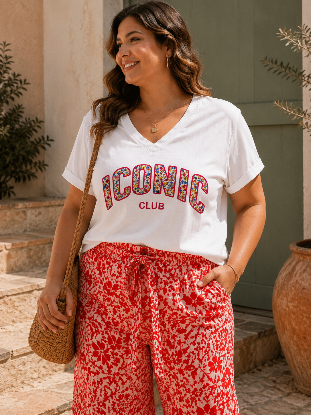 Tee-shirt Iconic Club – Grande Taille ✨