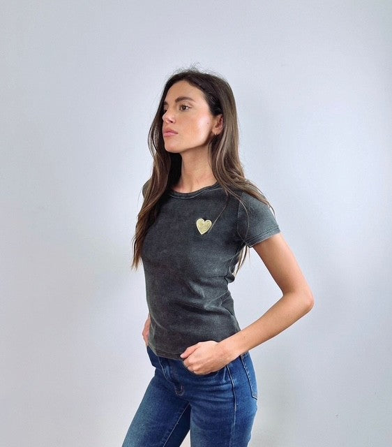 Tee-shirt Céleste – Cœur brodé