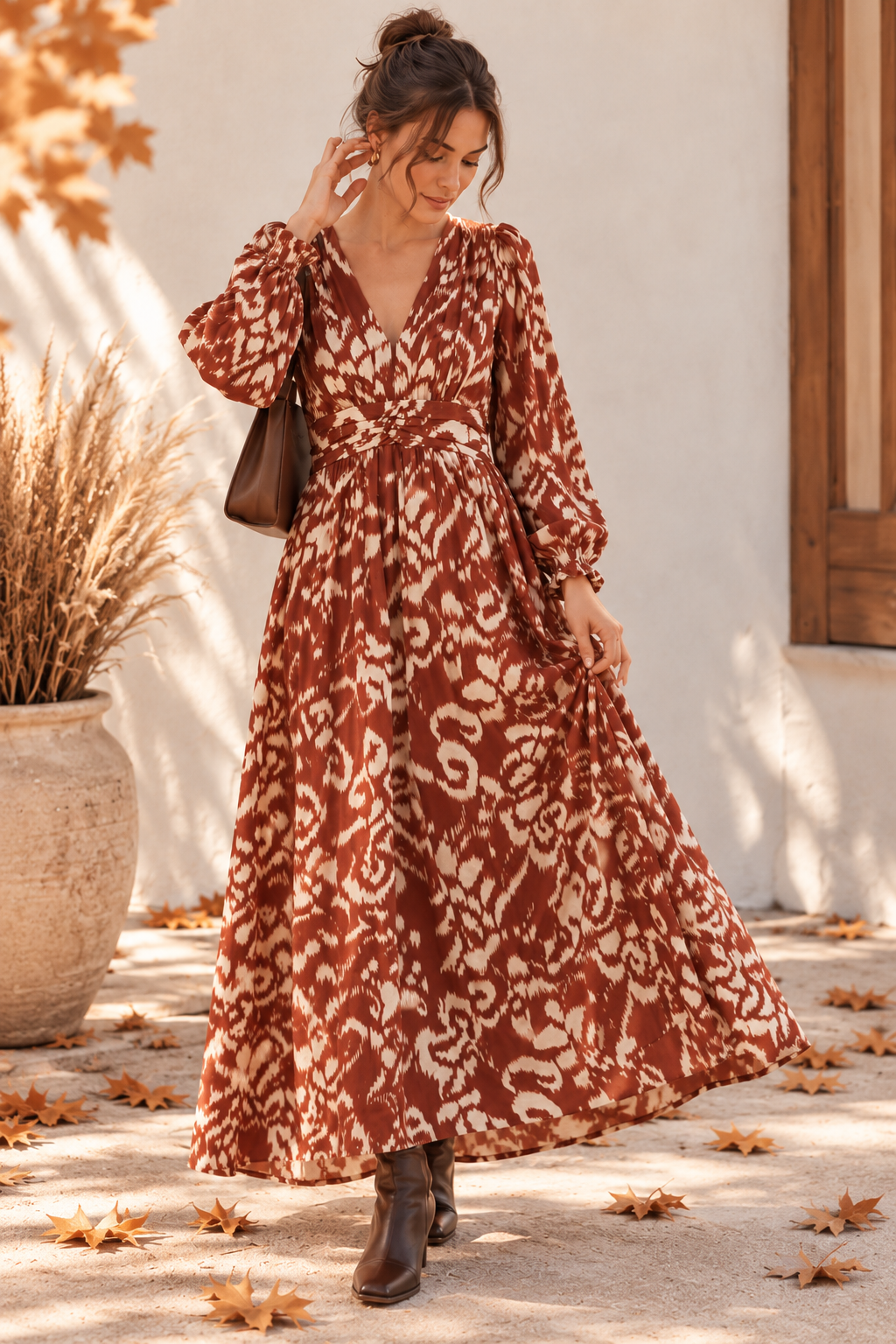 Robe longue Thaïs – Imprimé graphique terracotta