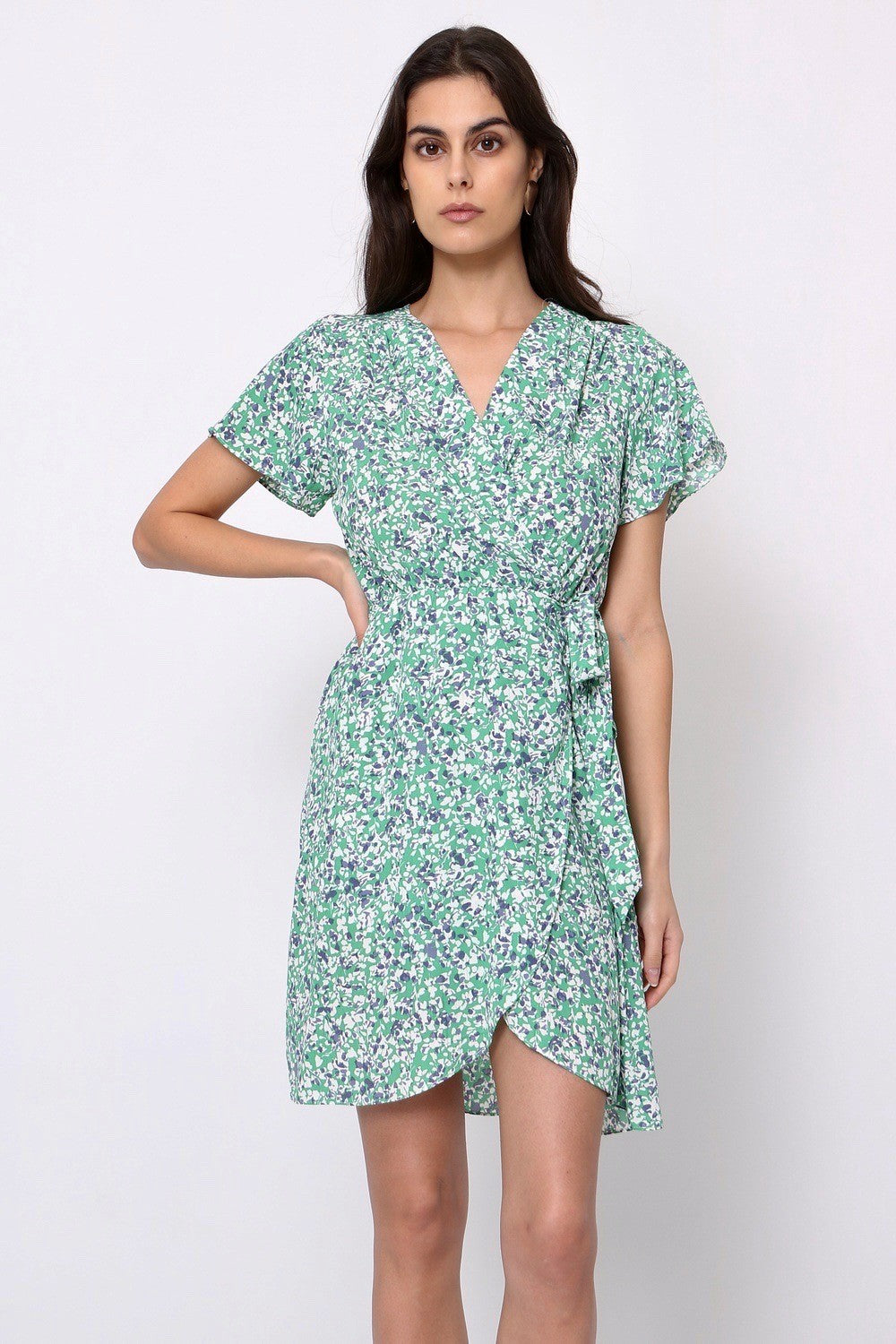 Robe courte fleurie Suzanna